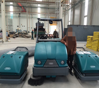 上海xx铸造海安有限公司-坦能S10手推式扫地机，坦能S20驾驶式扫地车